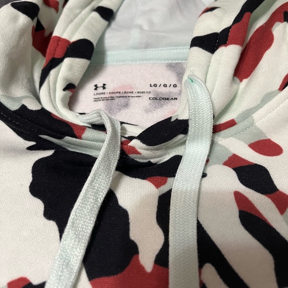 Under Armour Hoodie - Picture 6 of 7